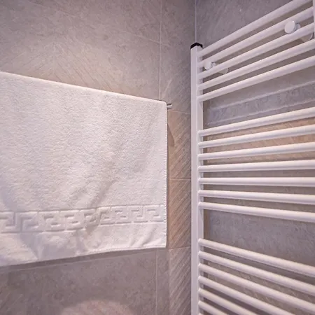 Amanecer סיירה נבדה